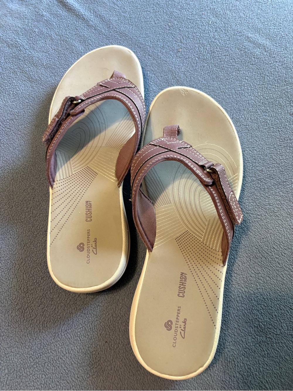 Clarks Brown and Cream Women's Cushioned Thong Sandals